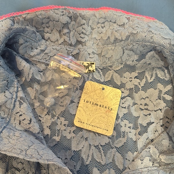 NWT Free People Intimately Blue Sz S Sleep Shirt Long Sleeve Lace Periwinkle Z54 - Picture 3 of 6